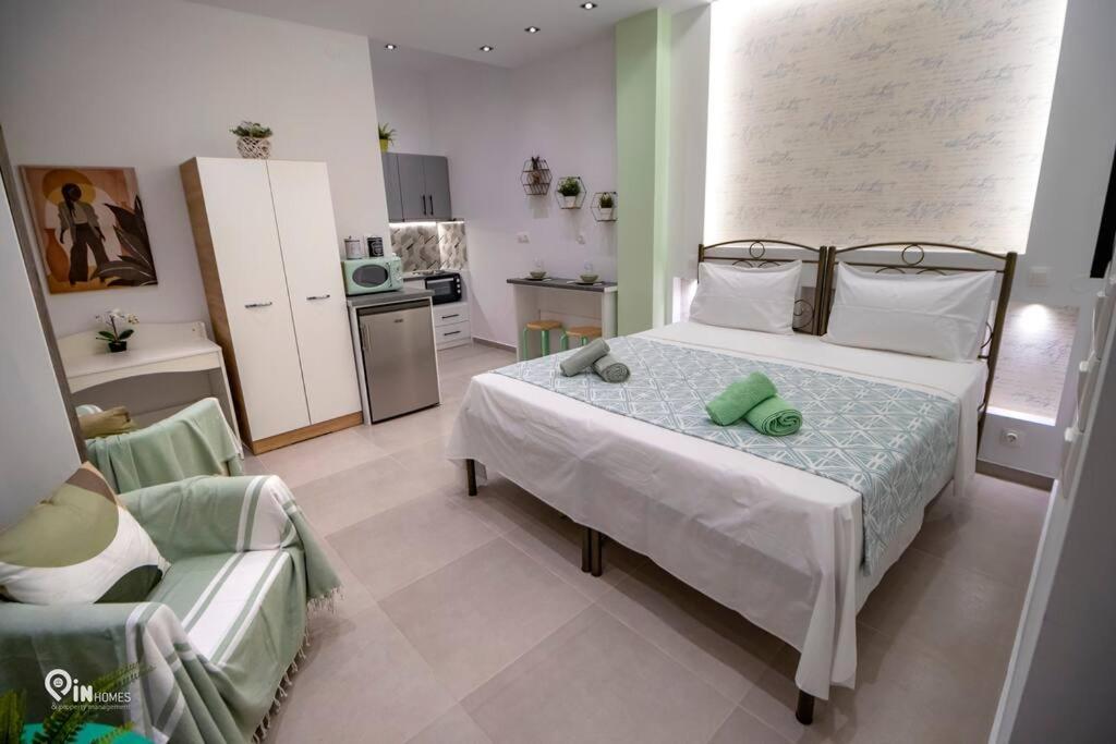 'the Mint' House Project In *