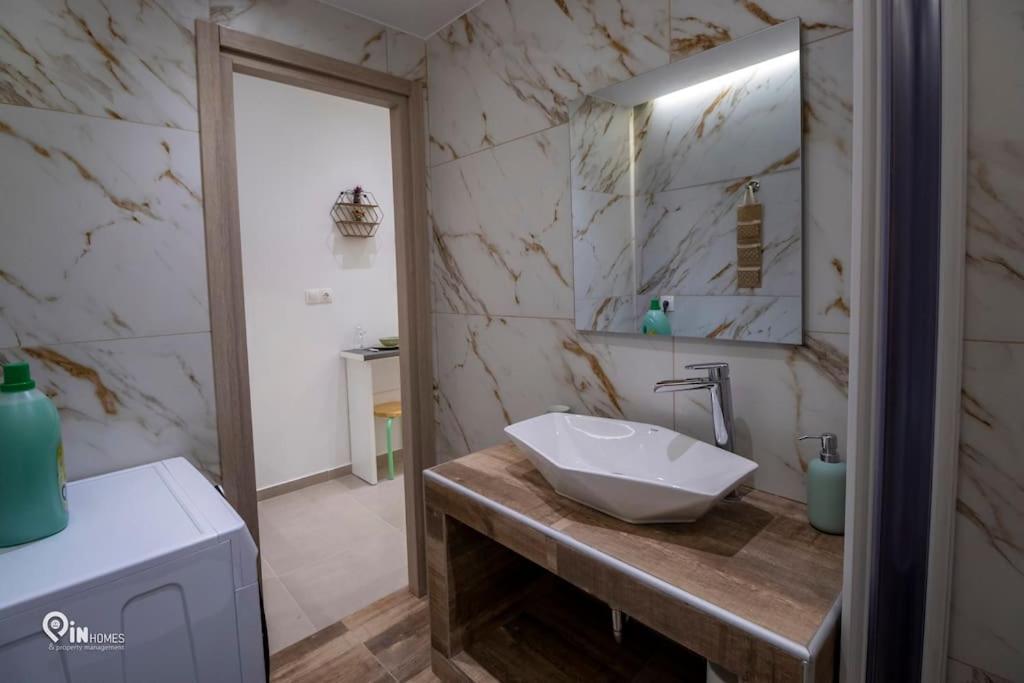 Apartment 'the Mint' House Project In